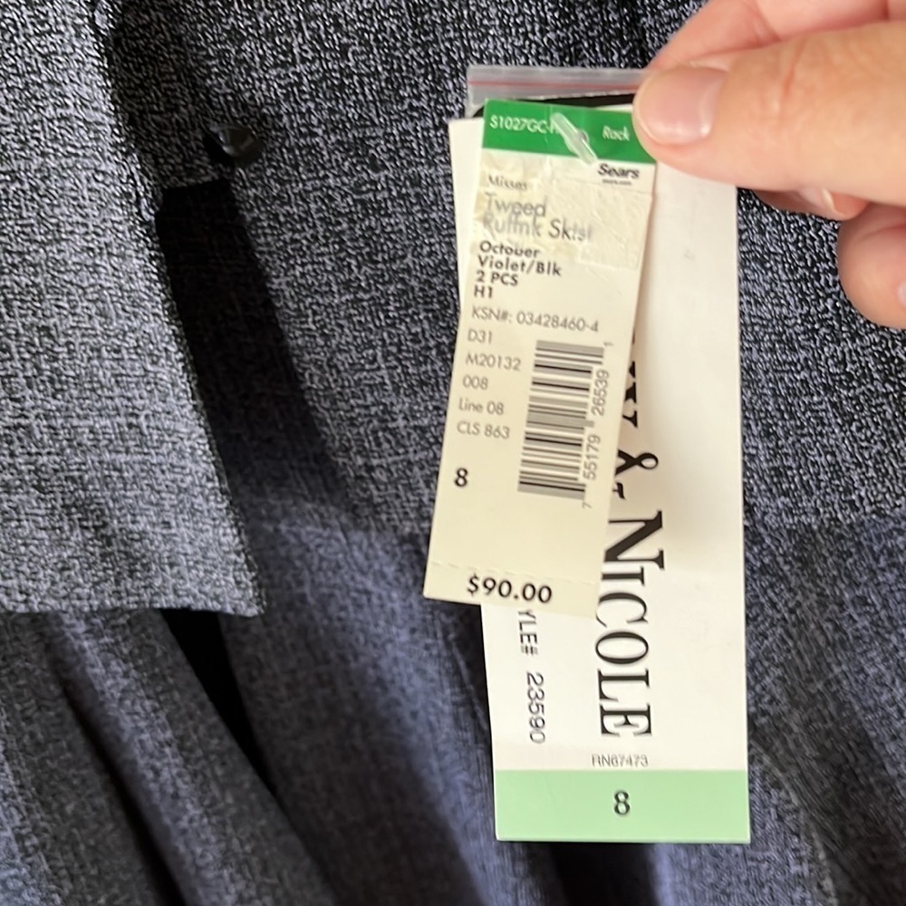 NWT Danny & Nicole 2 piece tweed ruffled skirt and jacket violet/black size 8 - Picture 4 of 16